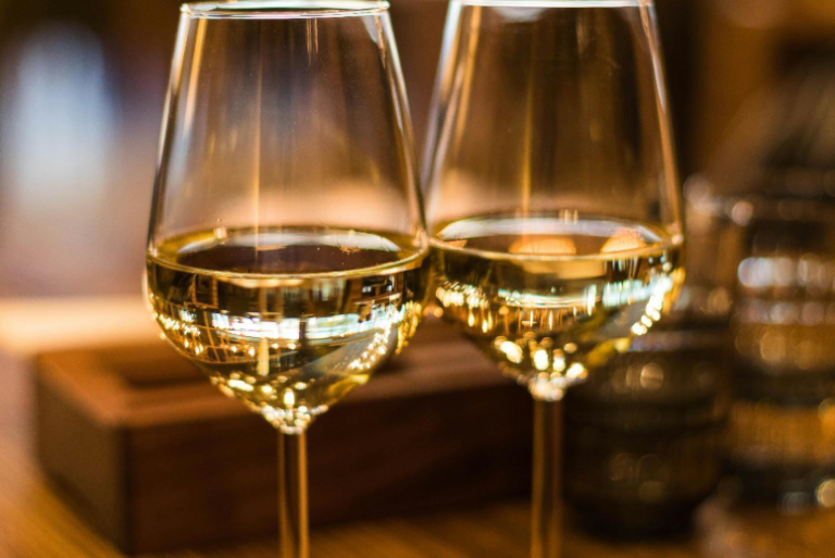 Unique Date Ideas in NYC: From Wine Tasting to Night Markets